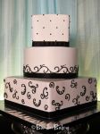 WEDDING CAKE 390
